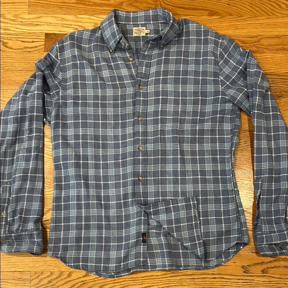 Faherty Blue Casual Button Down Shirt Men’s Size L